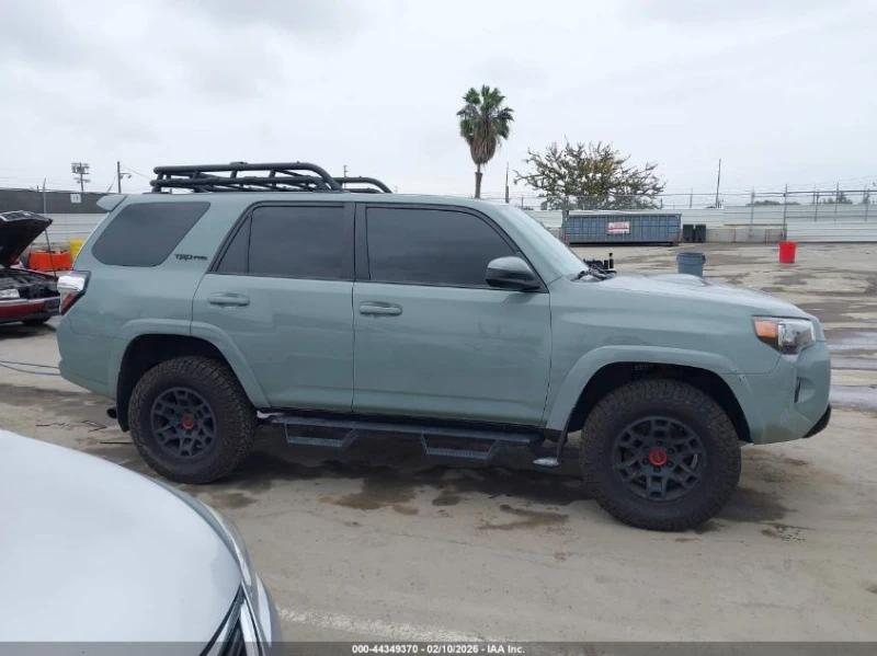 Toyota 4runner 4.0l Trd Pro, снимка 13 - Автомобили и джипове - 53600541