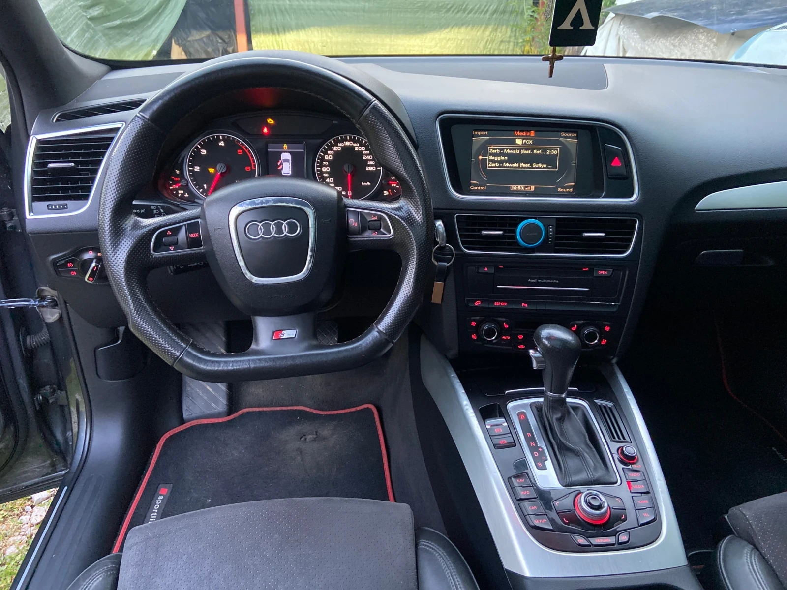 Audi Q5 S line - изображение 9