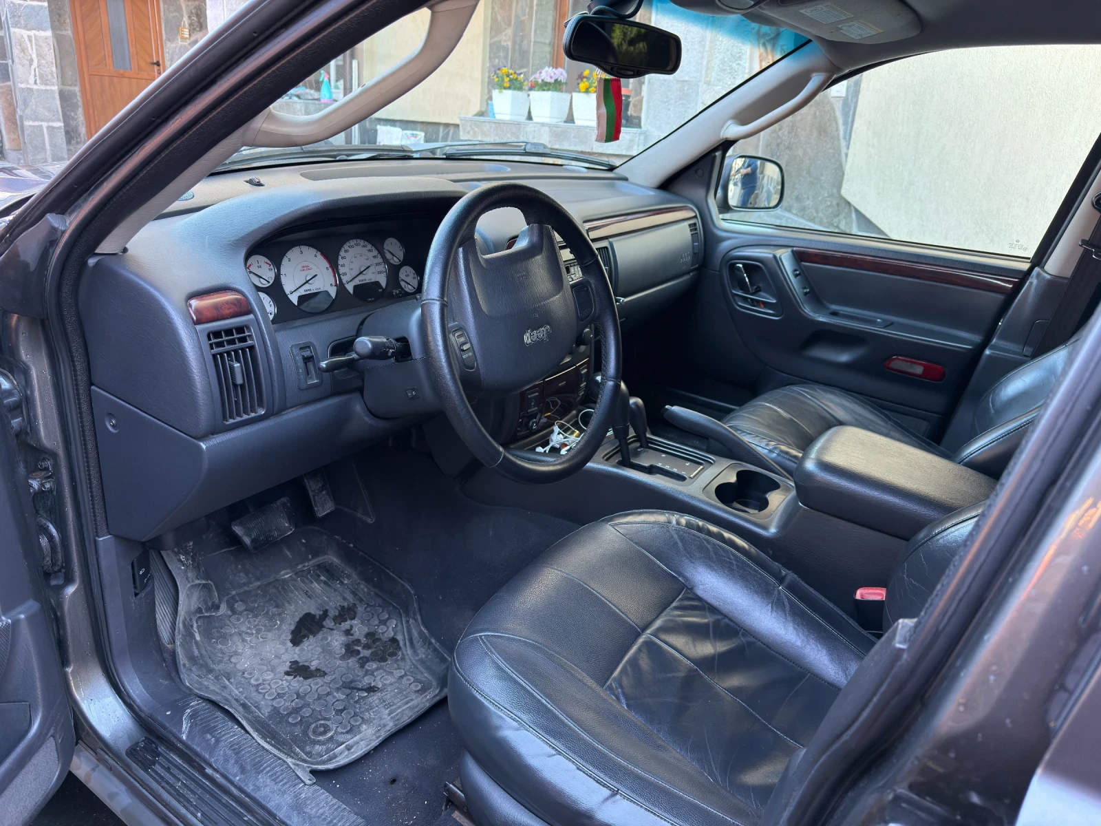 Jeep Grand cherokee, снимка 8 - Автомобили и джипове - 53847283
