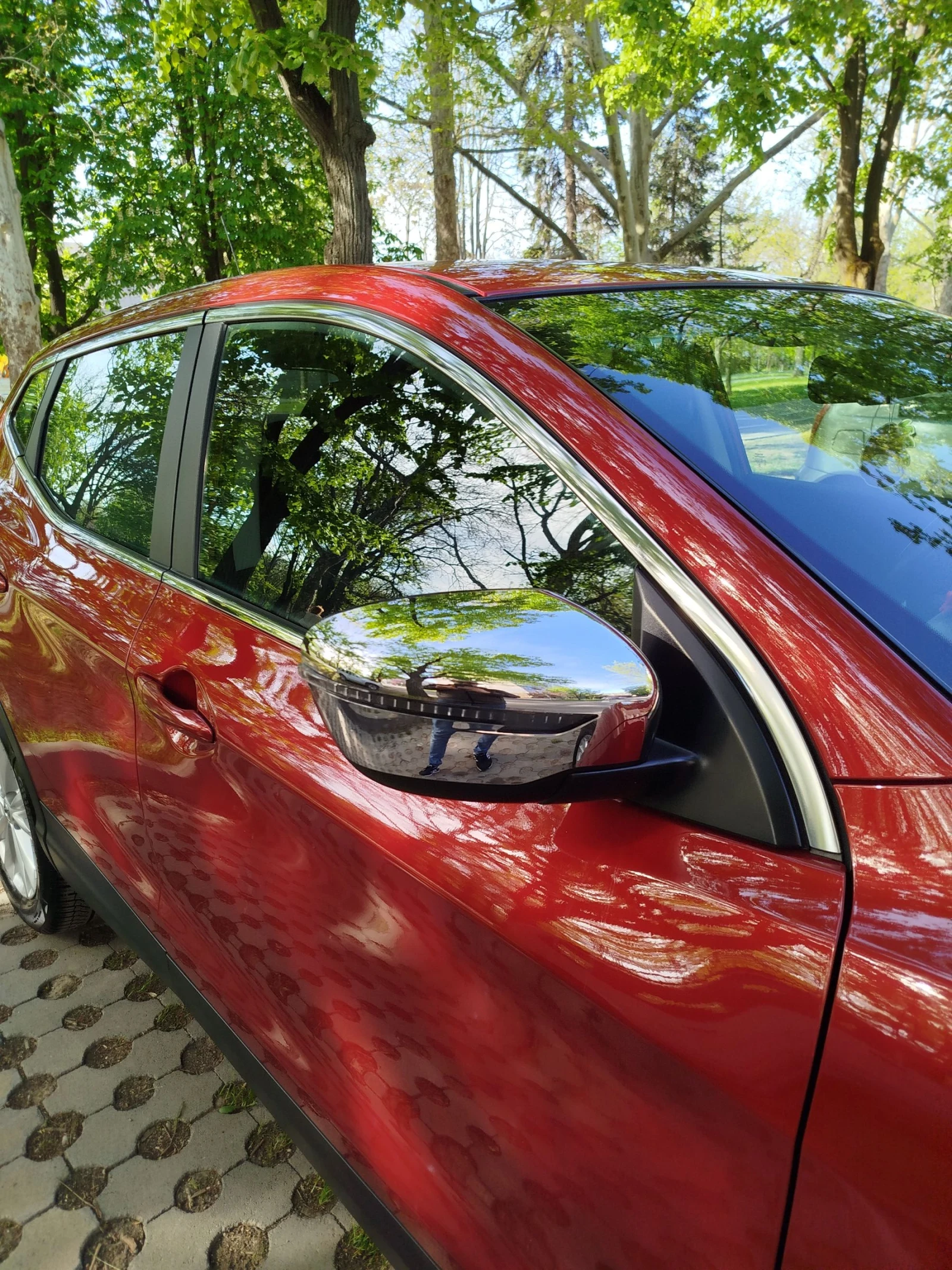 Nissan Qashqai 1.2 DiG, снимка 8 - Автомобили и джипове - 54306253