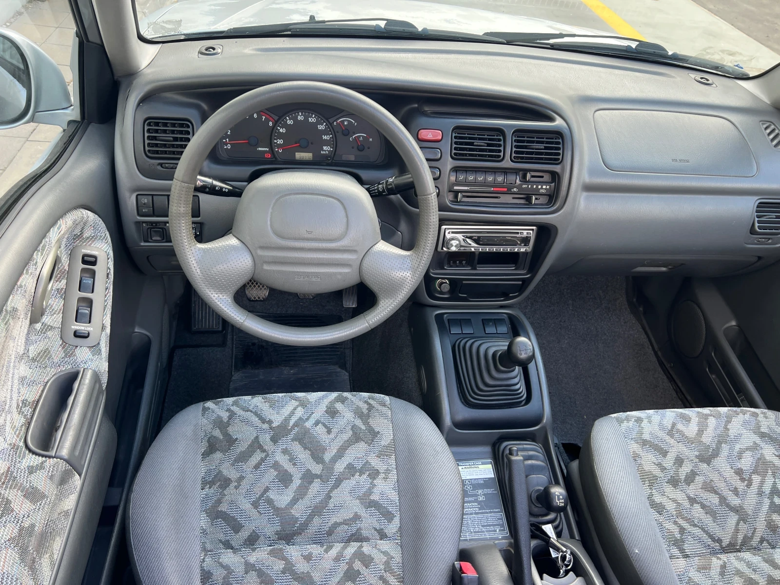 Suzuki Grand vitara 99770km..!! Кабрио..!!, снимка 10 - Автомобили и джипове - 55014961