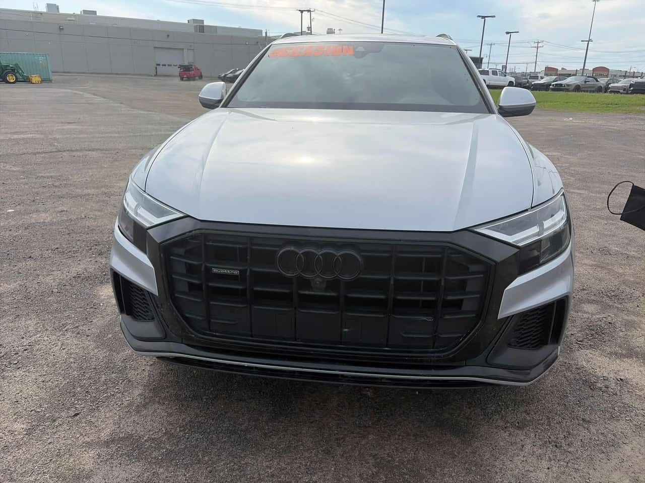 Audi Q8 Progressiv * CARFAX * БЕЗ ПЪРВОНАЧАЛНА ВНОСКА, снимка 6 - Автомобили и джипове - 55076457