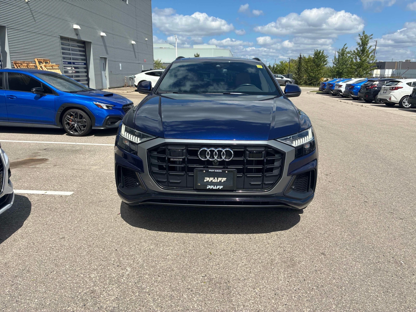 Audi Q8 * Progressiv * CARFAX * ОПЦИЯ ЗА ФИНАНСИРАНЕ, снимка 4 - Автомобили и джипове - 55848072
