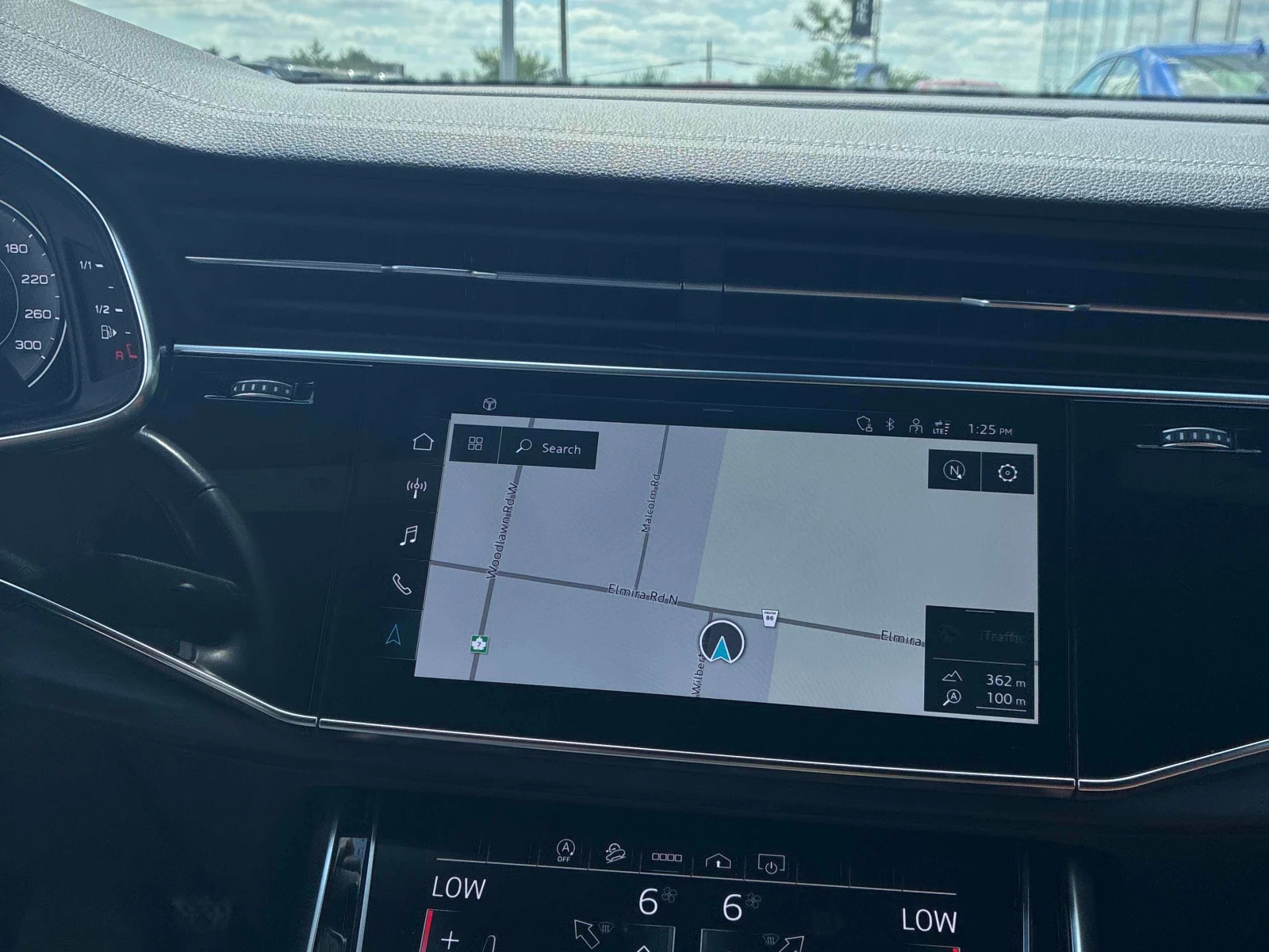 Audi Q8 * Progressiv * CARFAX * ОПЦИЯ ЗА ФИНАНСИРАНЕ, снимка 7 - Автомобили и джипове - 55848072