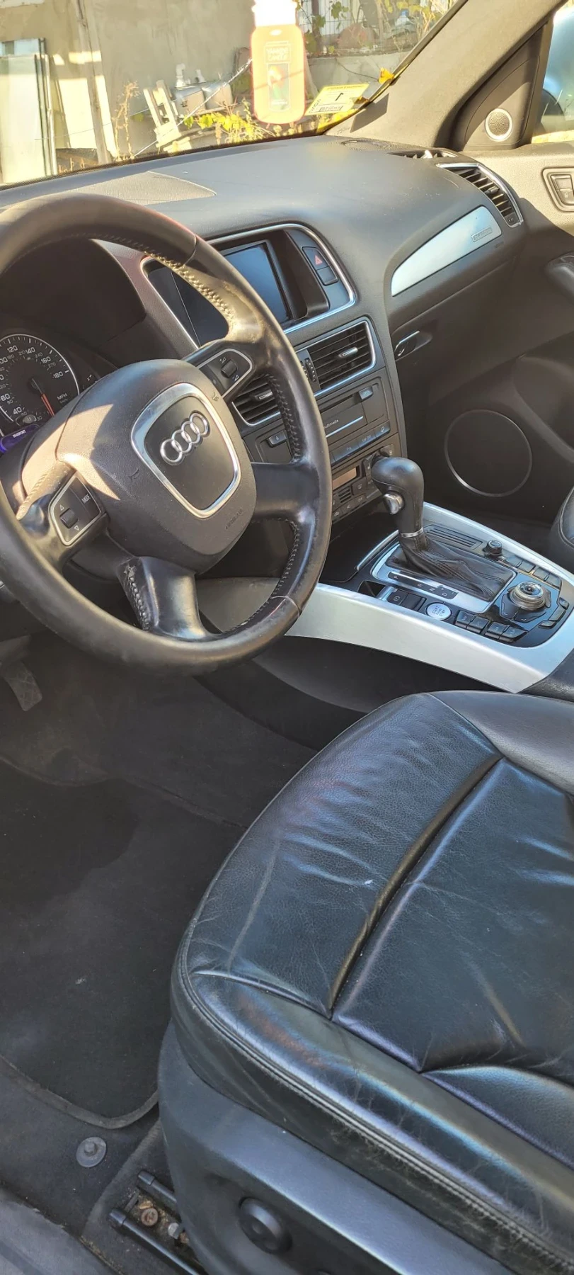 Audi Q5 3.2FSI , снимка 10 - Автомобили и джипове - 56637695