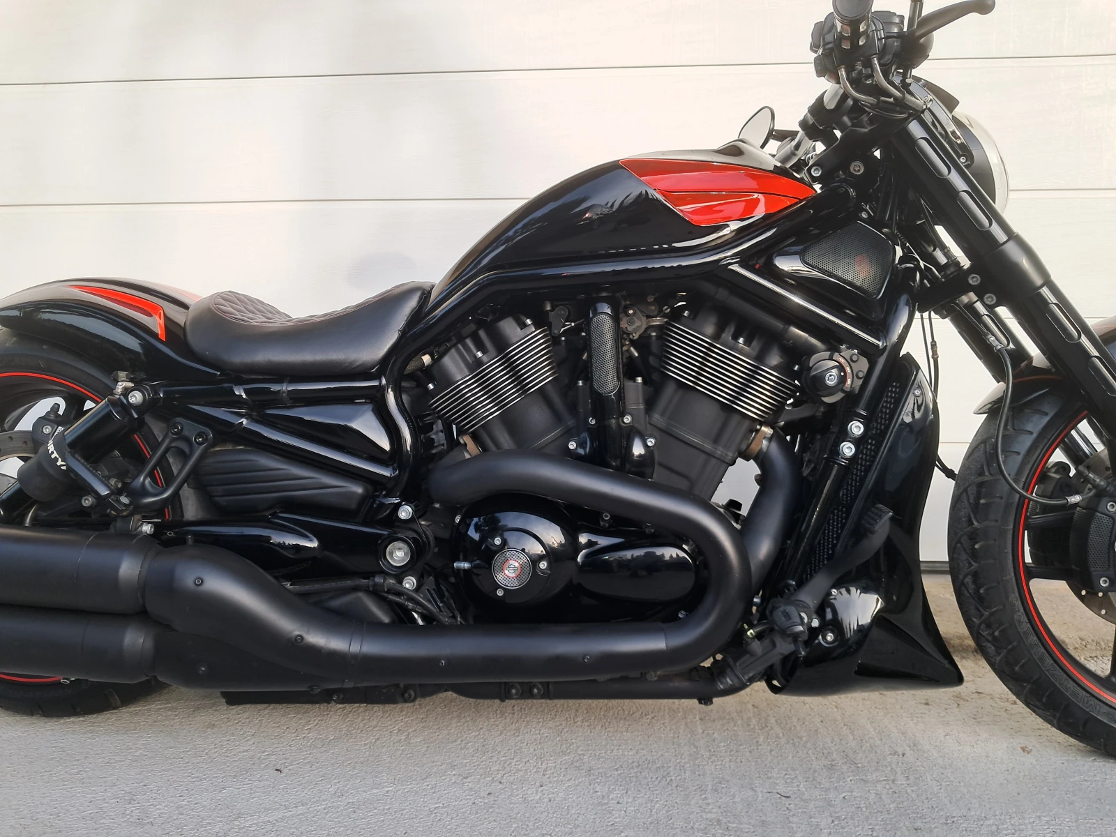 Harley-Davidson V-Rod NIGHT-ROD-ABS -CUSTOM-КАТО НОВ, снимка 10 - Мотоциклети и мототехника - 52524191