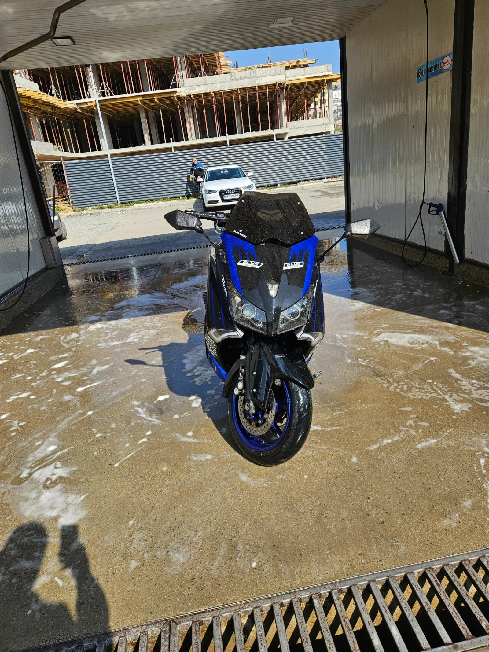 Yamaha T-max 530 ABS LED, снимка 9 - Мотоциклети и мототехника - 53730036