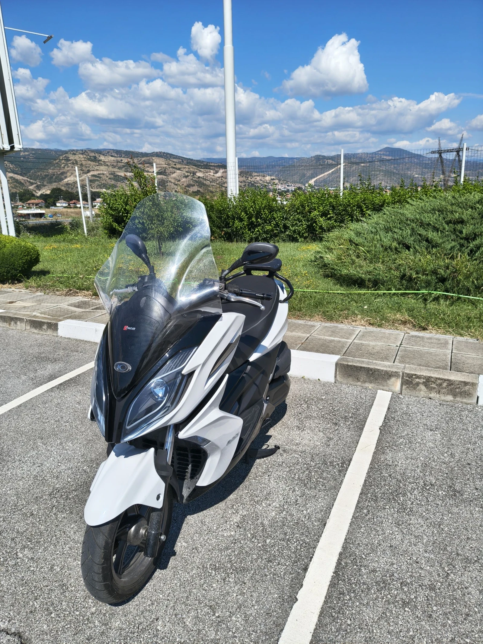 Kymco K-XCT 300i