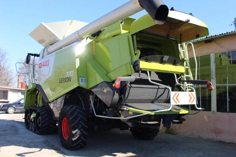 Комбайн Claas 770тт, снимка 5 - Селскостопанска техника - 40259806