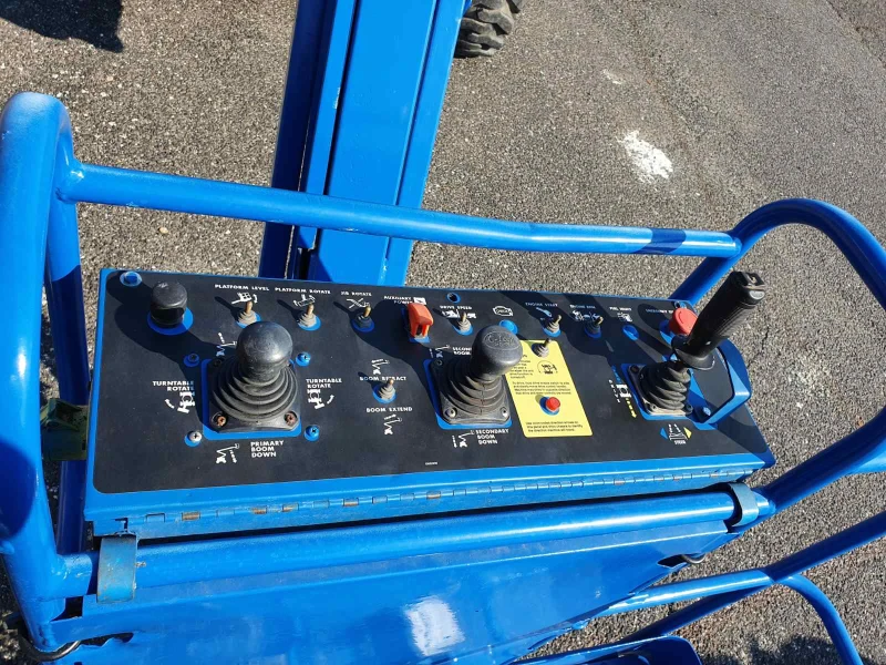 Автовишка Друга марка GENIE Z 45  4x4, снимка 14 - Индустриална техника - 49706782