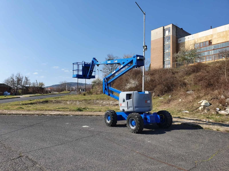 Автовишка Друга марка GENIE Z 45  4x4, снимка 6 - Индустриална техника - 49706782