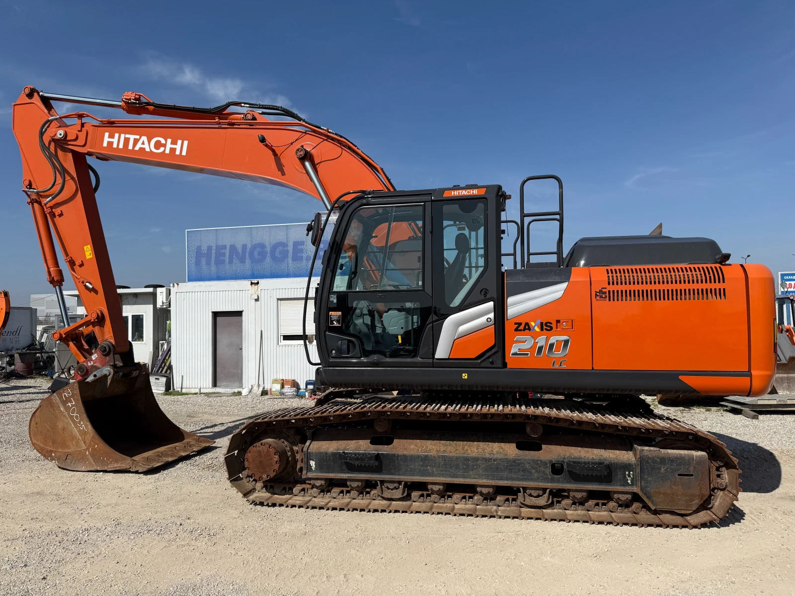 ����� Hitachi ZX 210 LC-7 | Mobile.bg � ����������� 2