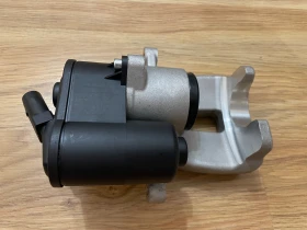 НОВИ Задни Спирачни апарати Volkswagen B6 Sedan Variant НОВ Спирачен апарат VW Passat B6, снимка 12