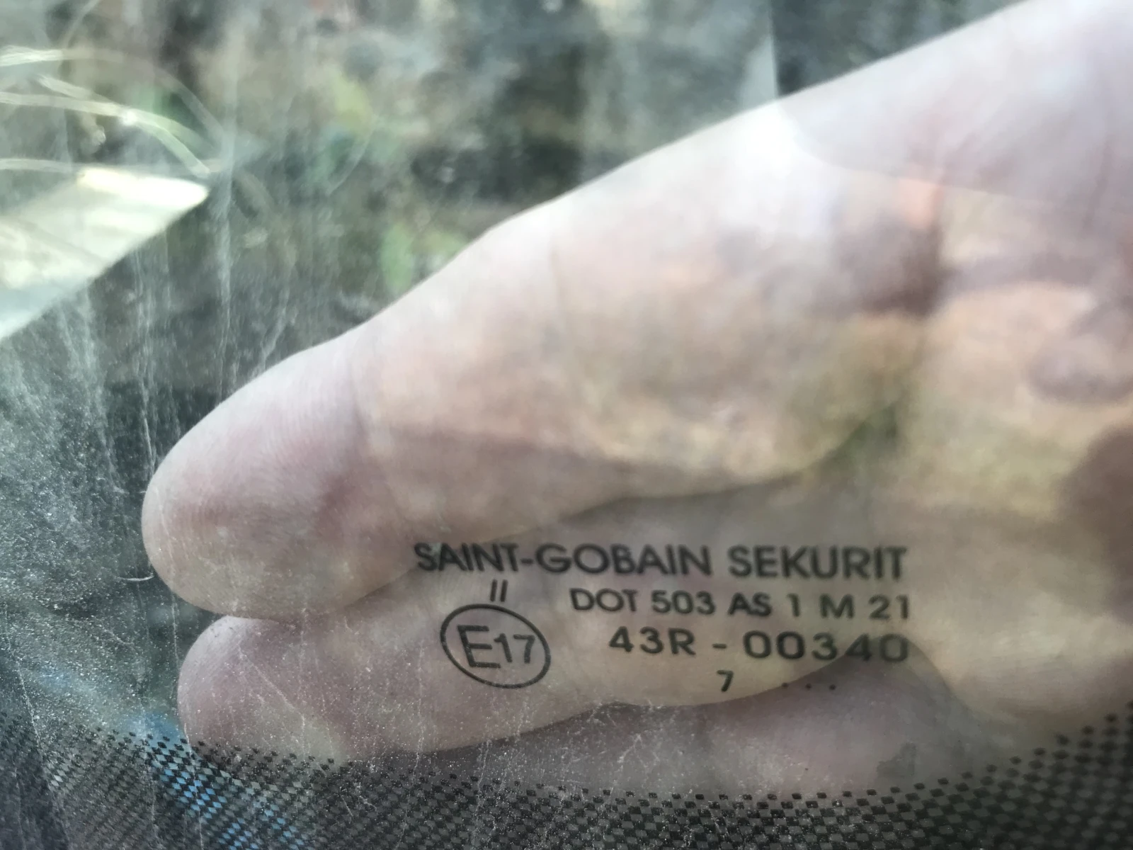 Предно челно стъкло за Volkswagen Touran Фолксваген Туран 2003-2010 година Оригинално!!!, снимка 4 - Части - 55875518