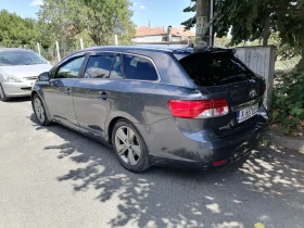 Toyota Avensis 1.8 147кс газ бензин, снимка 15