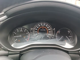 Mazda 3 S Premium AWD седан, снимка 8