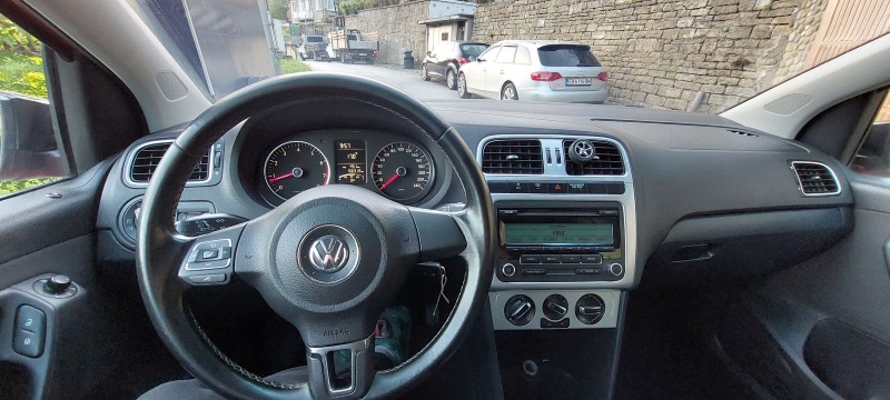 VW Polo 1.4 бензин  4 цилиндъра , снимка 16 - Автомобили и джипове - 45687138
