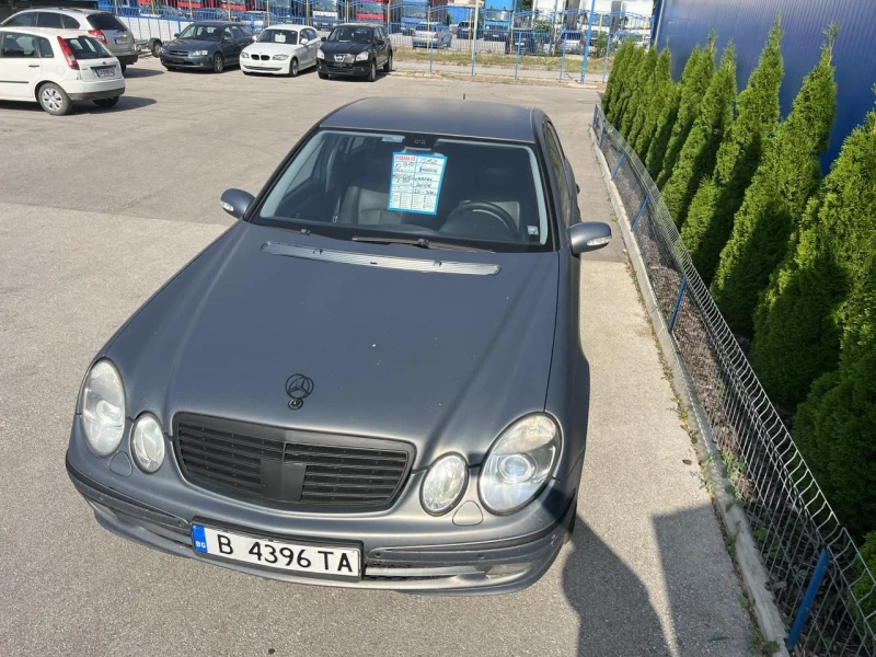 Mercedes-Benz E 500 4 matic, снимка 1 - Автомобили и джипове - 46894422