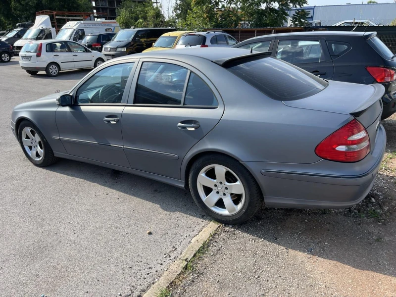 Mercedes-Benz E 500 4 matic, снимка 5 - Автомобили и джипове - 46894422