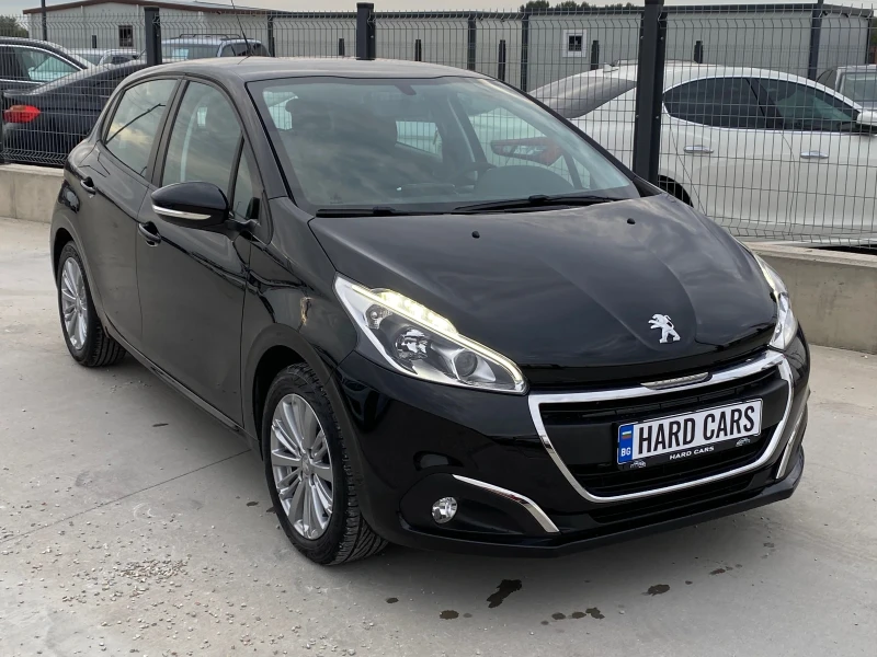 Peugeot 208 1.2i* 2018г* 78.000КМ* НОВА* , снимка 3 - Автомобили и джипове - 47297510