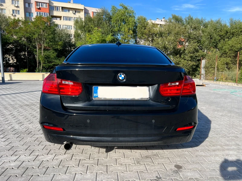 BMW 316 Сервизна история/CarPlay, снимка 5 - Автомобили и джипове - 47314374