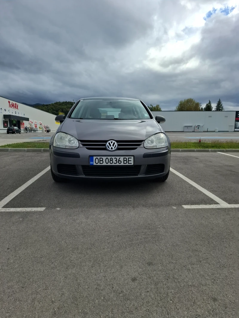 VW Golf, снимка 1 - Автомобили и джипове - 48251859