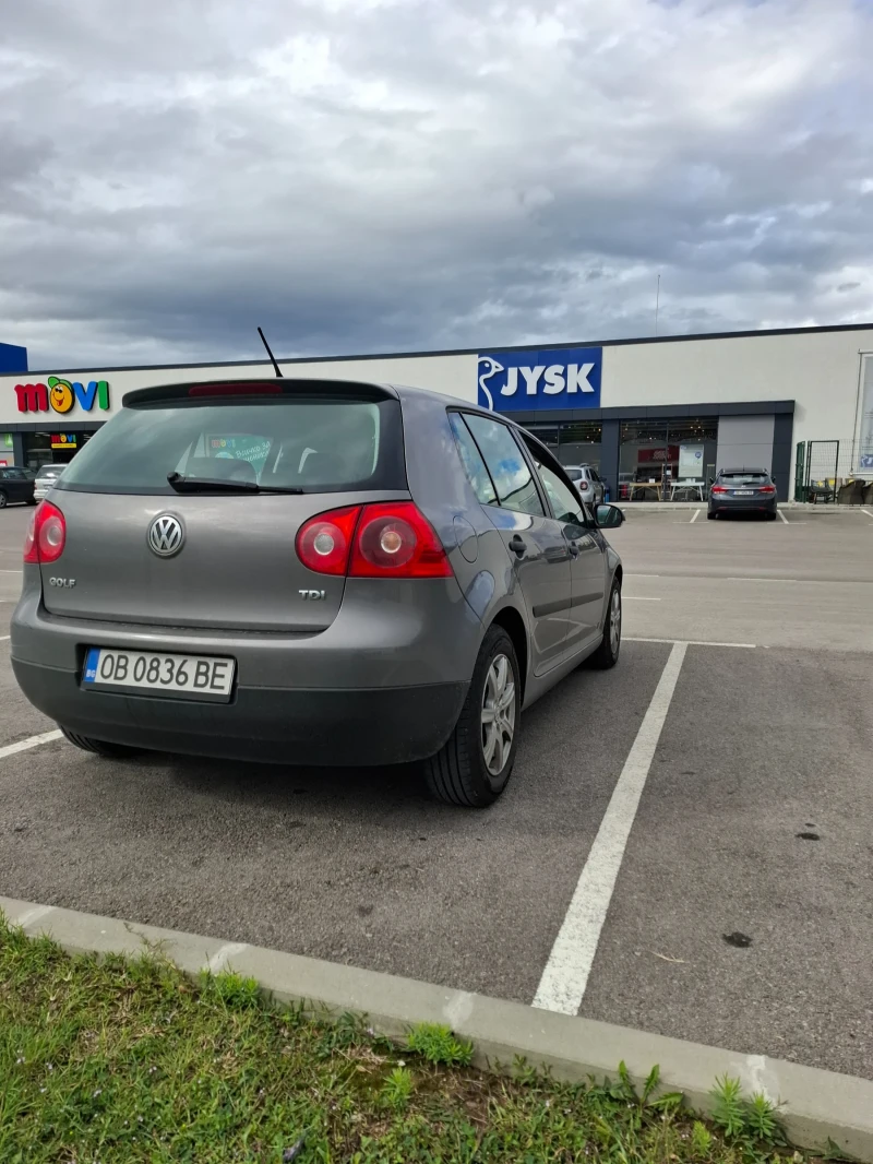 VW Golf, снимка 4 - Автомобили и джипове - 48251859