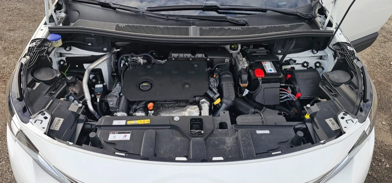 Peugeot 5008 1.5 HDI -130 hp-Automat, снимка 15 - Автомобили и джипове - 48892252