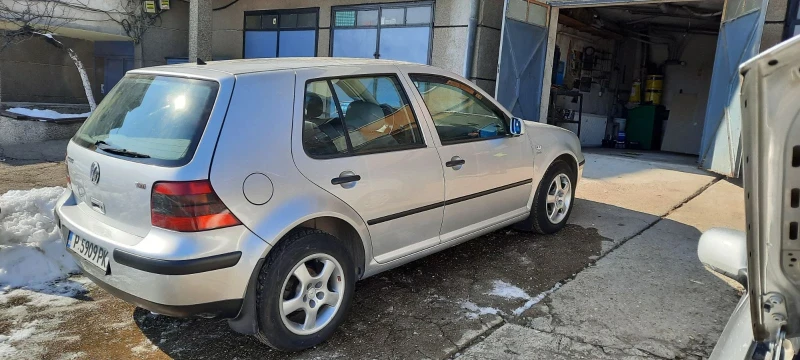 VW Golf 1.9 TDi, снимка 6 - Автомобили и джипове - 49258054