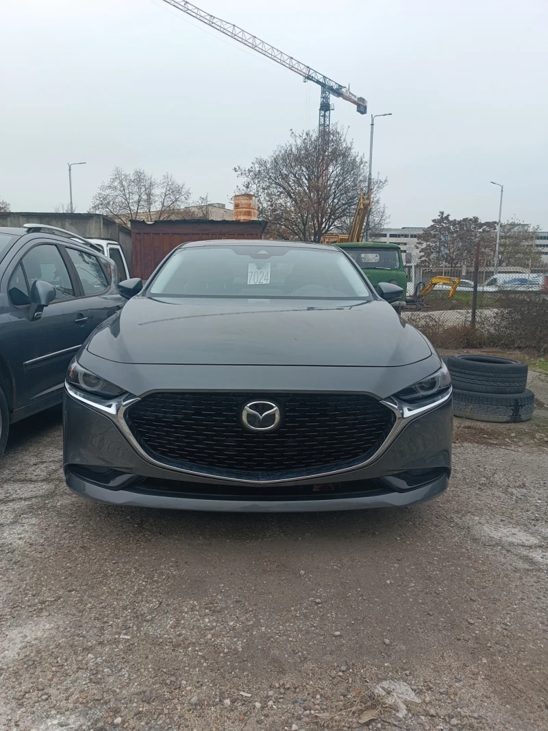 Mazda 3 S Premium AWD седан