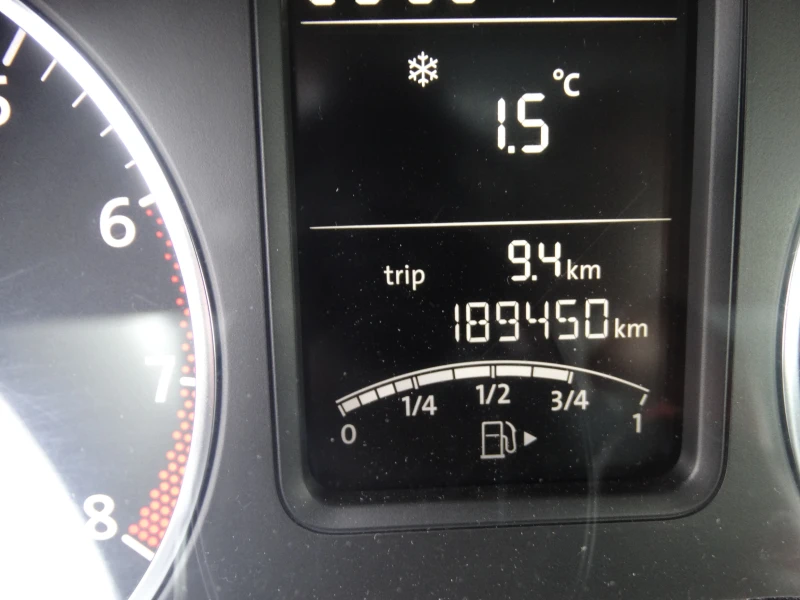 VW Polo 1.4 i евро 5А, снимка 9 - Автомобили и джипове - 52664627