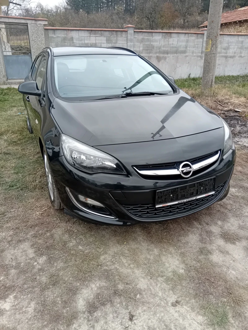 Opel Astra, снимка 2 - Автомобили и джипове - 52776325