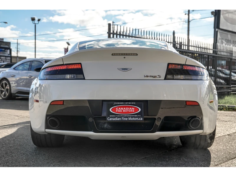 Aston Martin V8 Vantage S COUPE | CARBON FIBER PKG, снимка 3 - Автомобили и джипове - 53202112