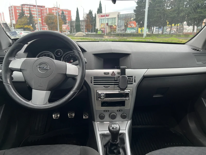Opel Astra H, снимка 6 - Автомобили и джипове - 53227041
