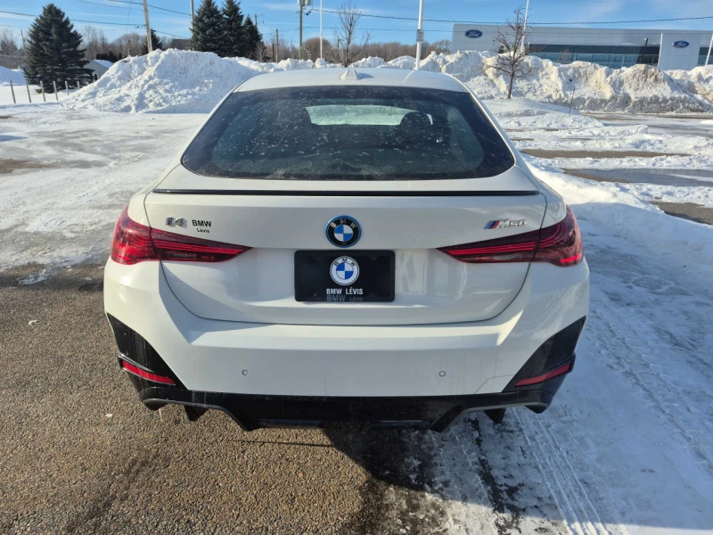 BMW i4 * M50 xDrive* ПОДГРЕВ* KEYLESS* PANO* , снимка 4 - Автомобили и джипове - 53496251