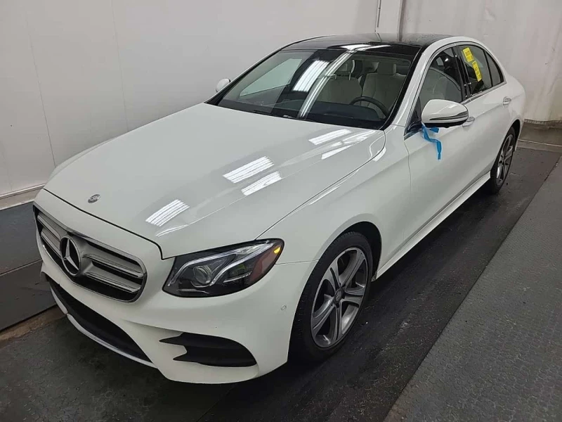Mercedes-Benz E 300 * CARFAX * ЦЕНА ДО БГ