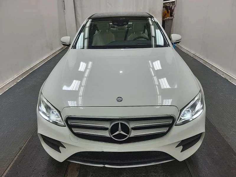 Mercedes-Benz E 300 * CARFAX * ЦЕНА ДО БГ, снимка 2 - Автомобили и джипове - 53508800