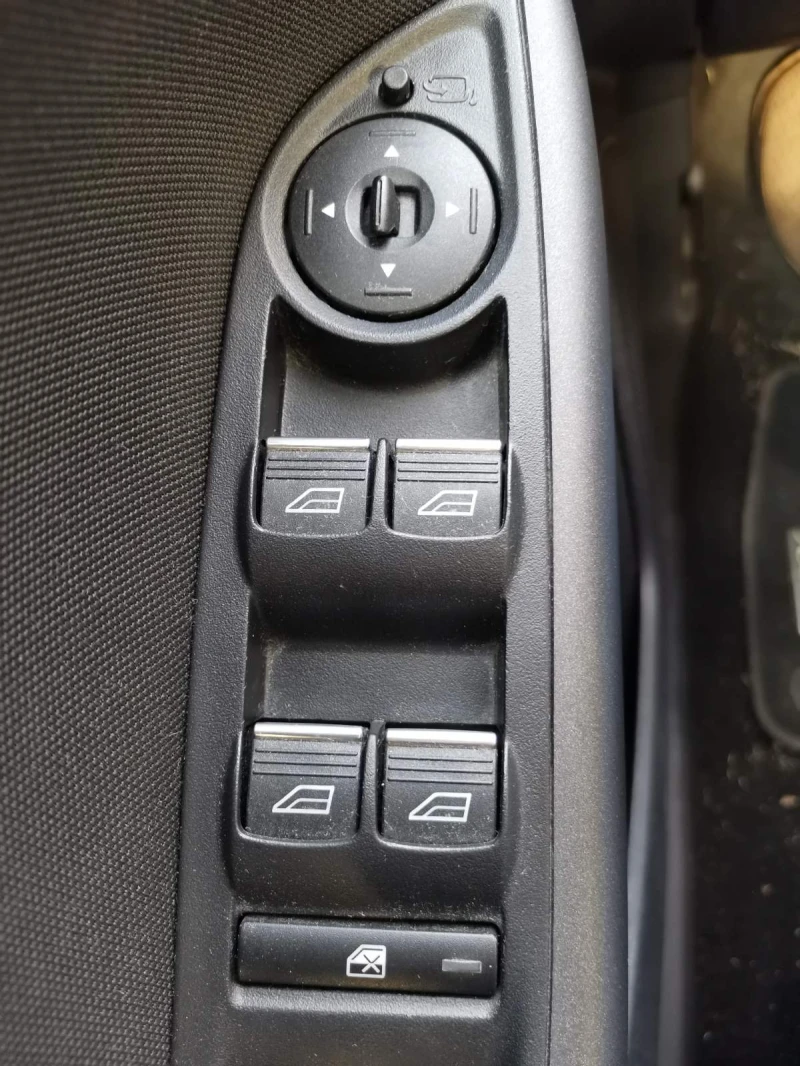 Ford Focus 1.0 EcoBoost, снимка 16 - Автомобили и джипове - 53518047