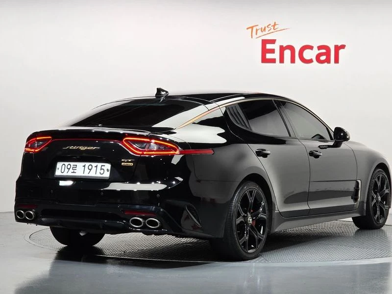Kia Stinger 3.3 Turbo AWD| 365к.с., снимка 2 - Автомобили и джипове - 56170111