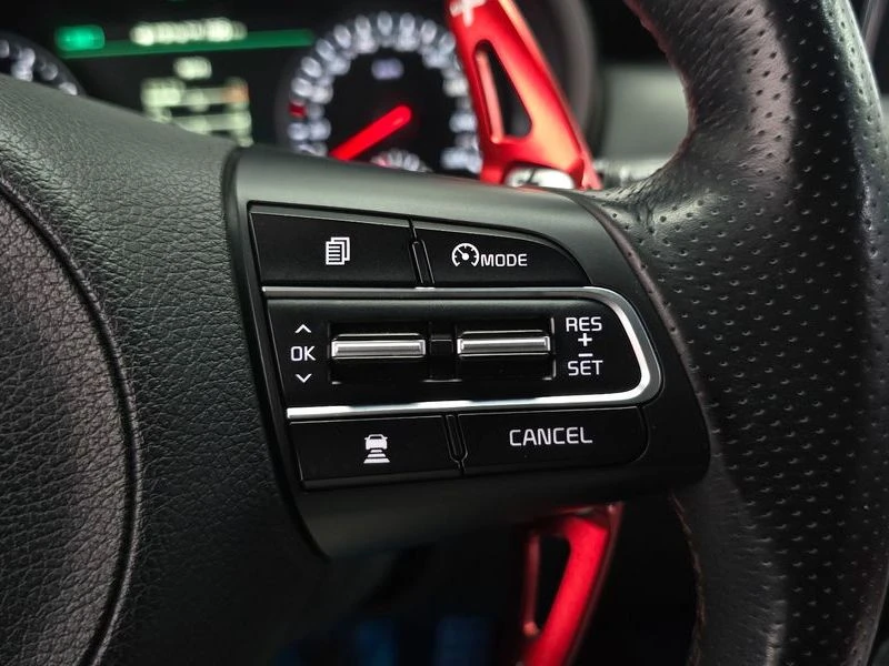 Kia Stinger 3.3 Turbo AWD| 365к.с., снимка 15 - Автомобили и джипове - 56170111