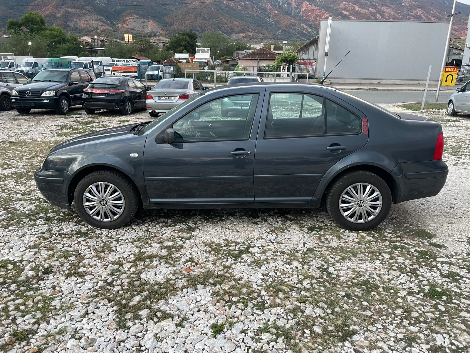 VW Bora 1.9TDI 90 - изображение 7