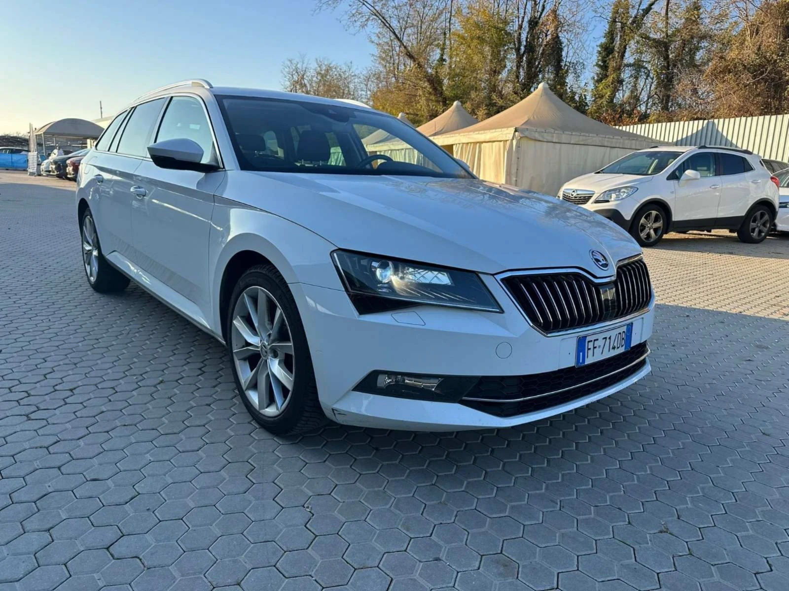 Skoda Superb 1.6 120 к.с 2016.10  - изображение 2