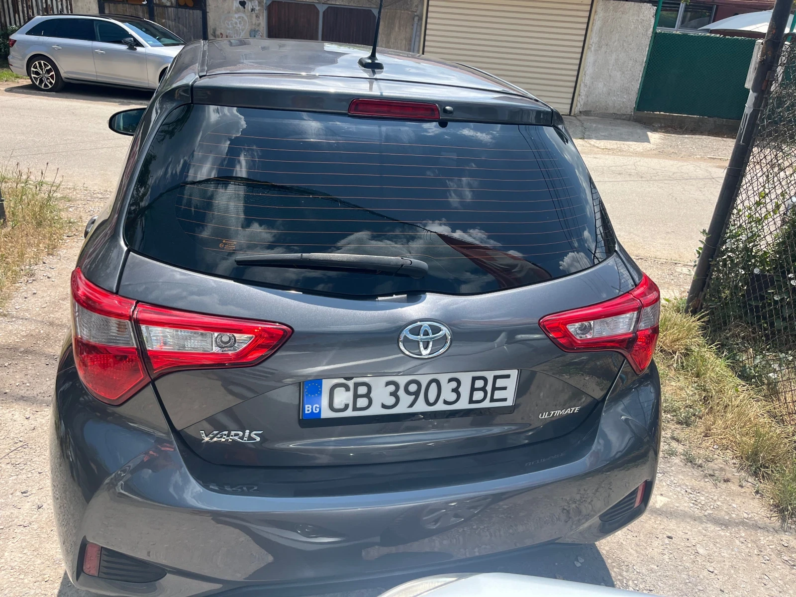 Toyota Yaris  - изображение 4