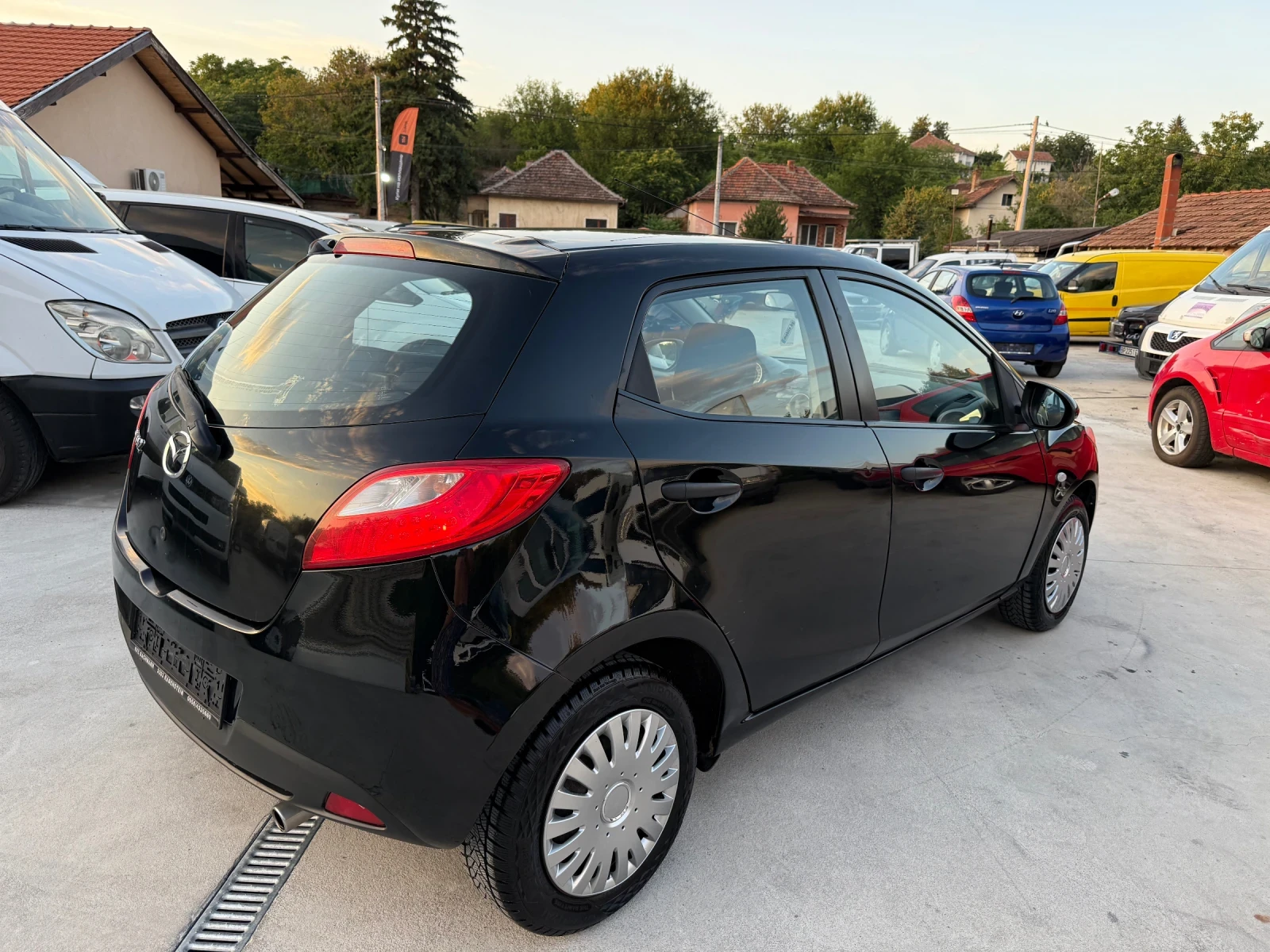 Mazda 2 1.3i ЛИЗИНГ - изображение 5