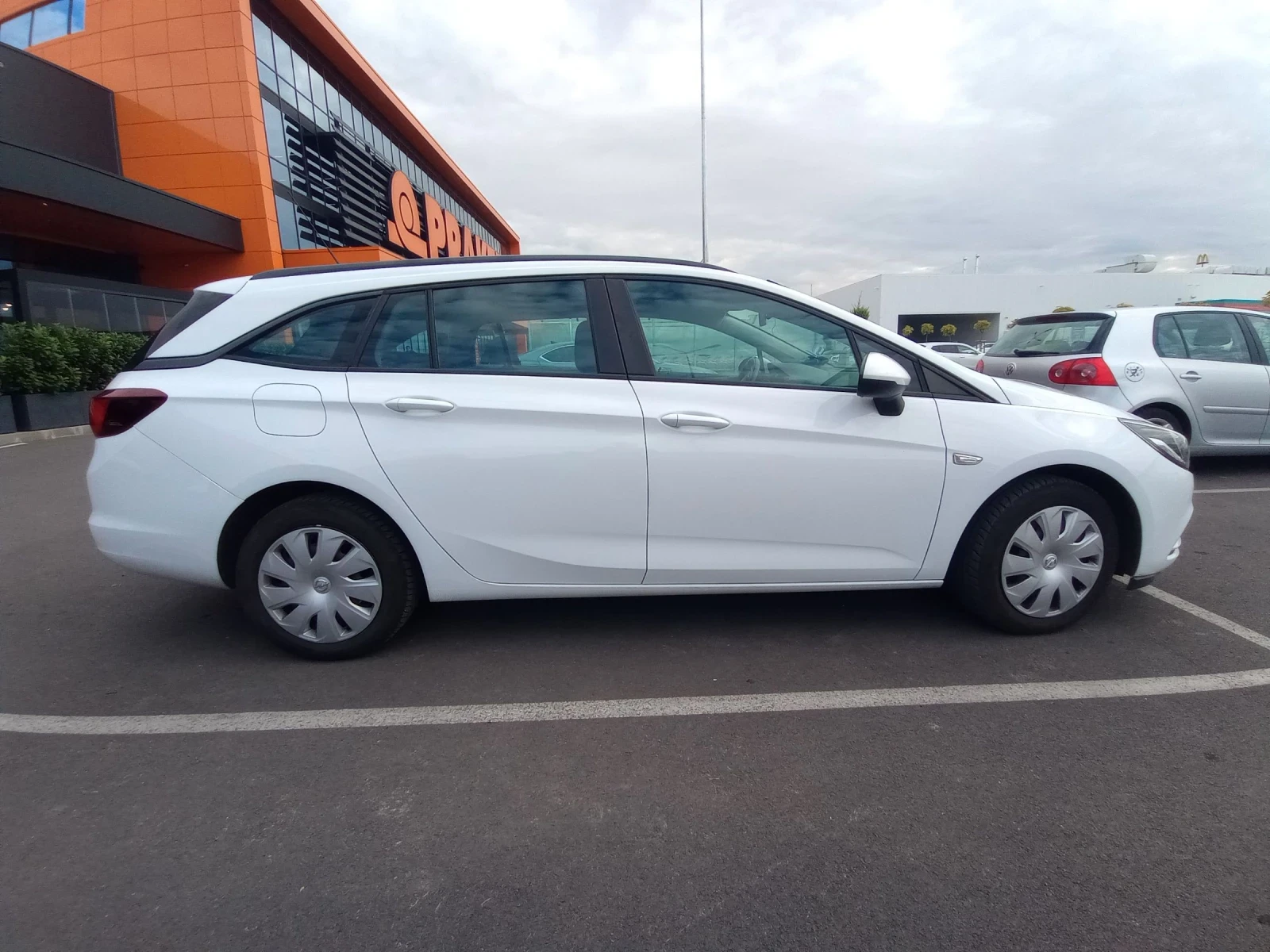 Opel Astra K - изображение 5