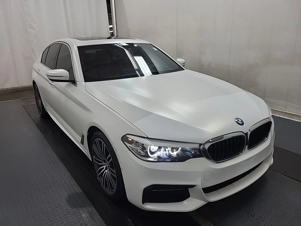 BMW 530 * 530I XDRIVE * CARFAX * БЕЗ ПЪРВОНАЧАЛНА ВНОСКА | Mobile.bg — изображение 2
