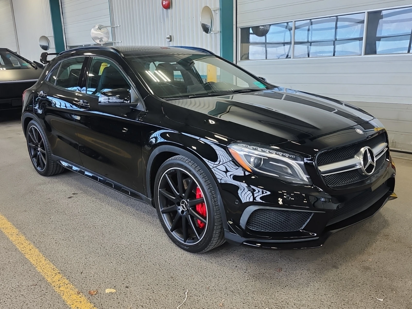 Mercedes-Benz GLA 45 AMG AWD * CARFAX * АвтоКредит * Цена до България*  - изображение 2