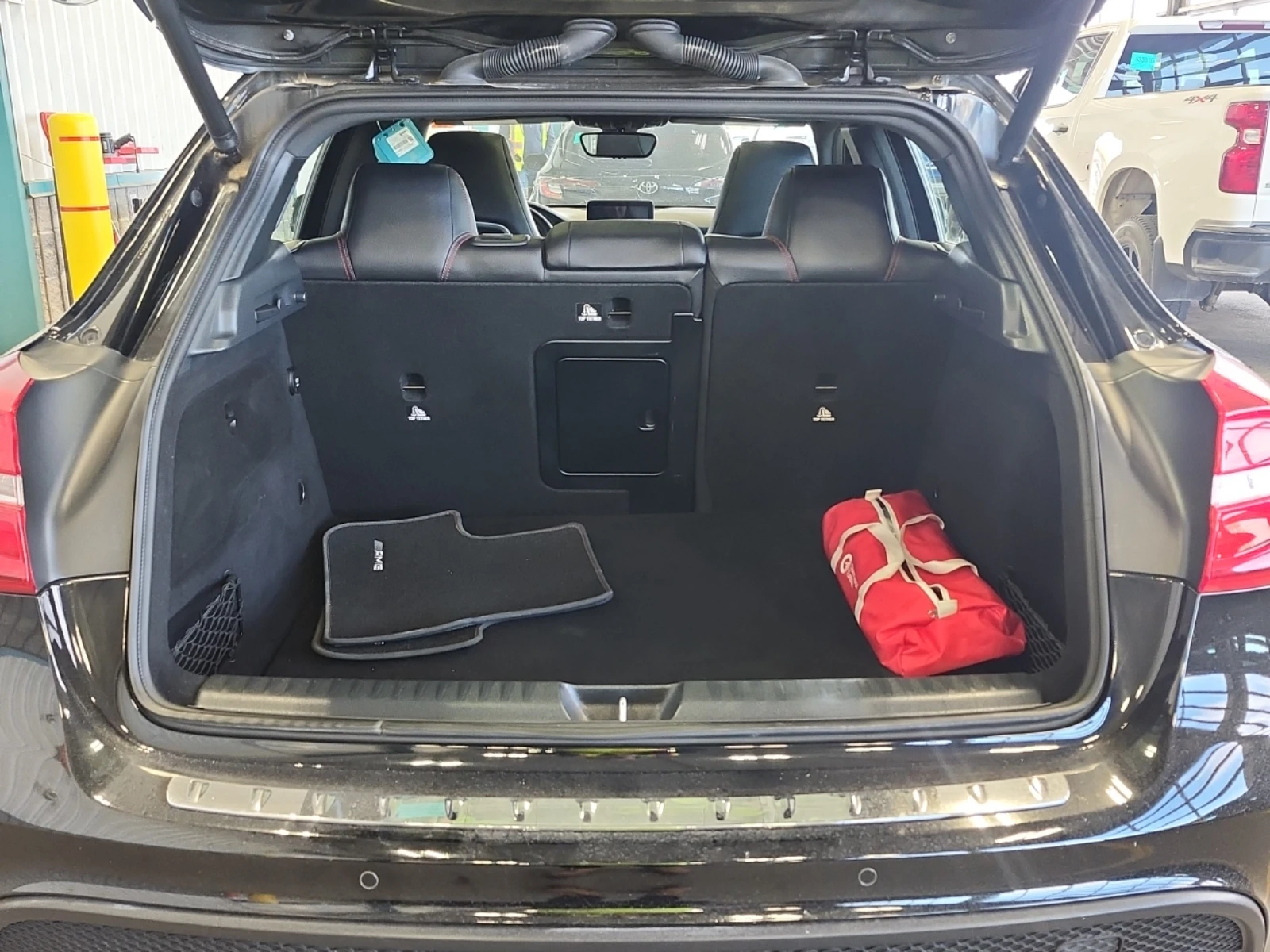 Mercedes-Benz GLA 45 AMG AWD * CARFAX *  *   *  | Mobile.bg   11