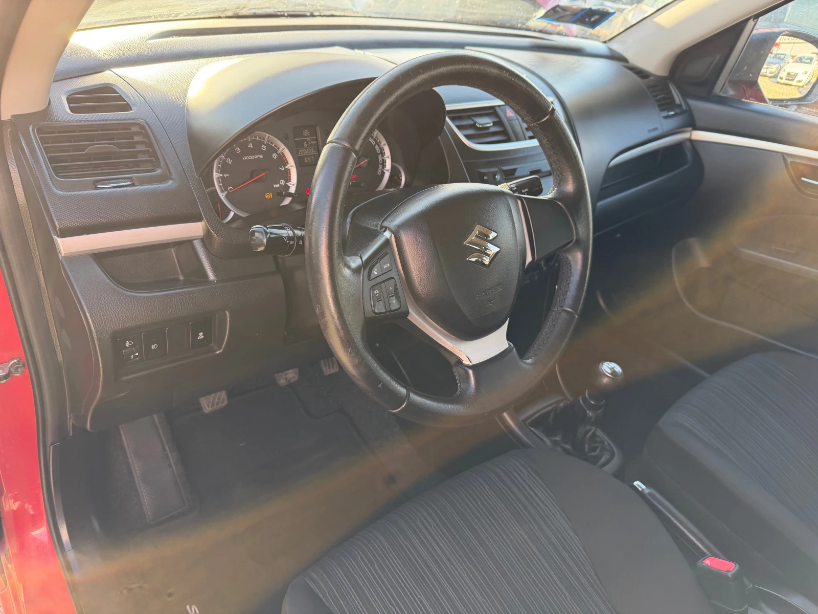 Suzuki Swift 1.2   4х4 ГАЗ.ИНЖЕКЦИОН - изображение 3