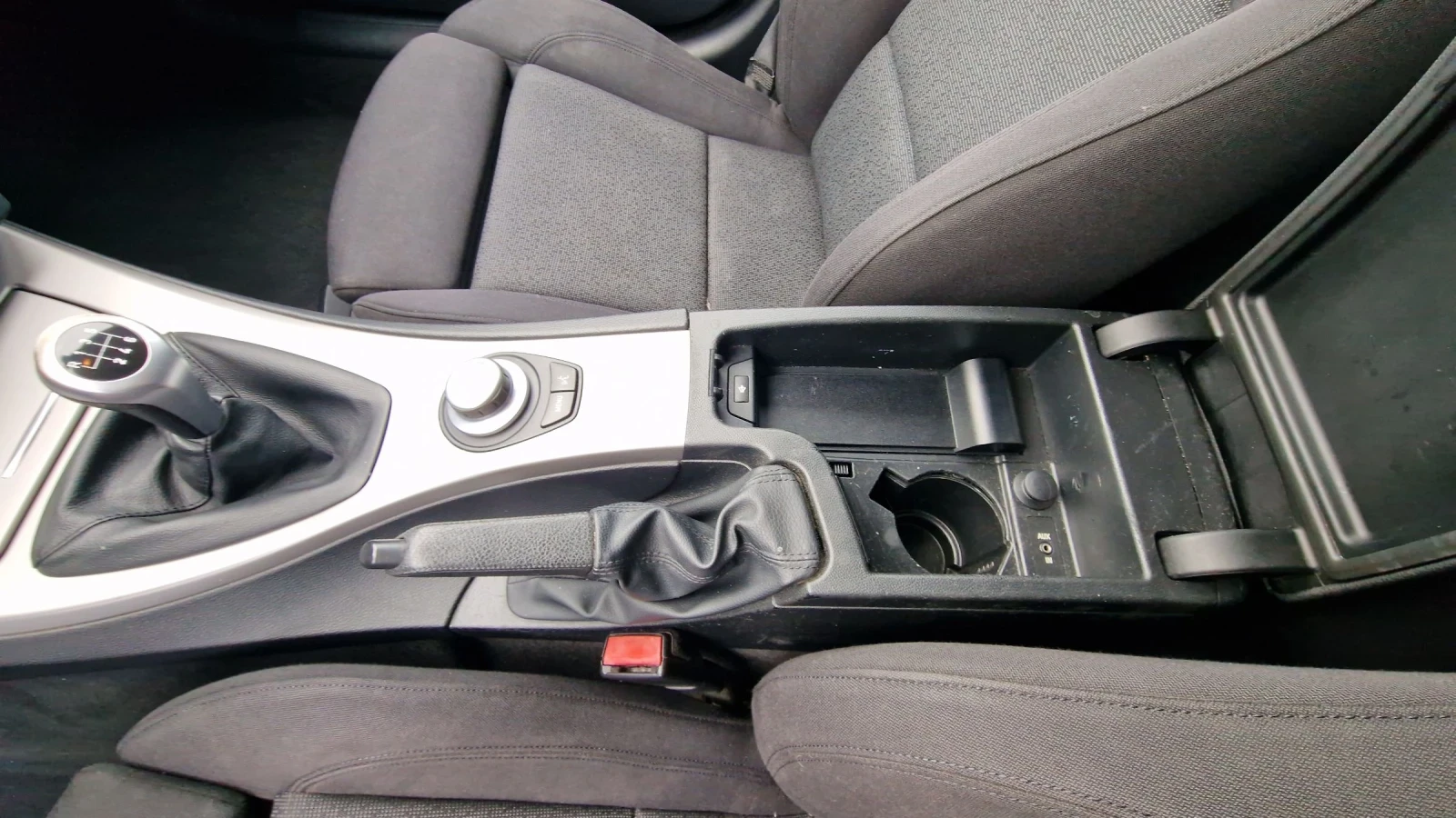 BMW 320 163к.с. M-paket, NAVI, снимка 13 - Автомобили и джипове - 53893524